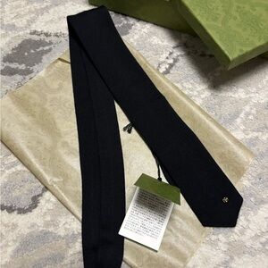 New Gucci Mens Skinny Wool Neck Tie made in Italy